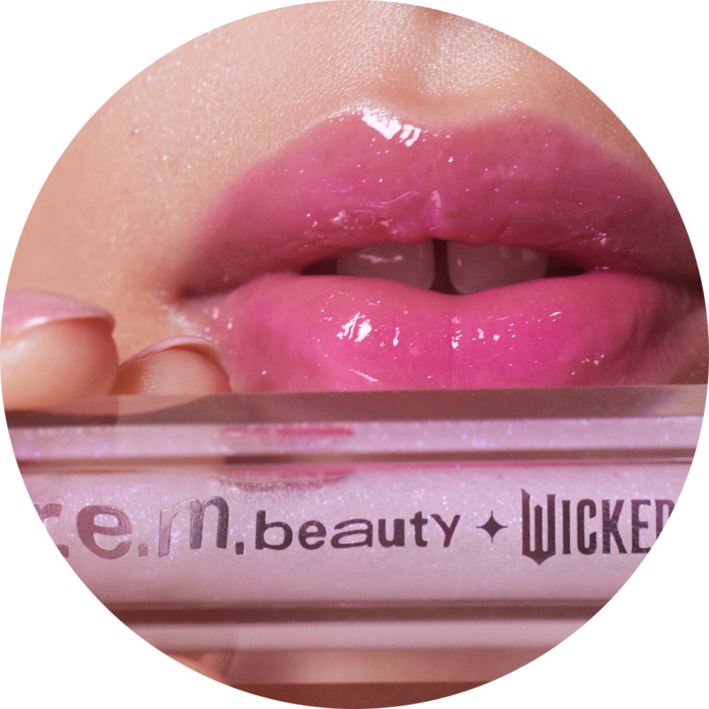 so popular pH adaptive lip oil