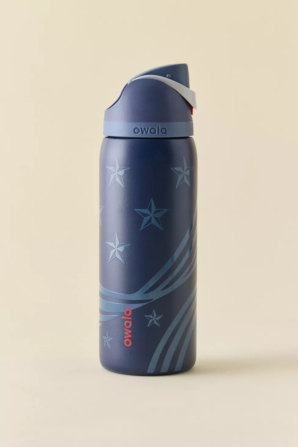 Owala FreeSip Soccer Collection 32 oz Water Bottle NudeFace Chile