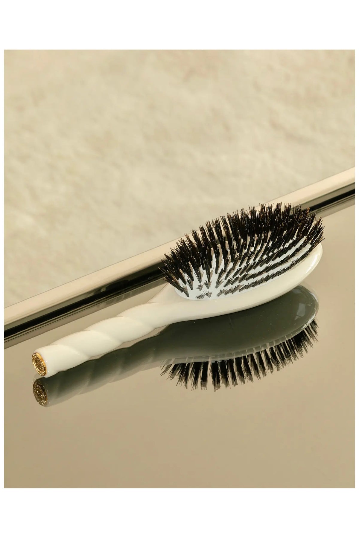 N.01 The Large Shine & Care Hairbrush NudeFace Chile