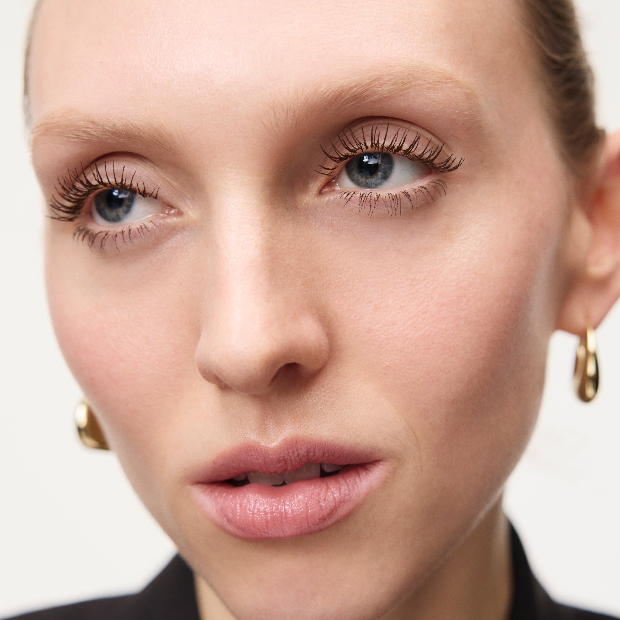Clean Volume Volumizing Tubing Mascara NudeFace Chile
