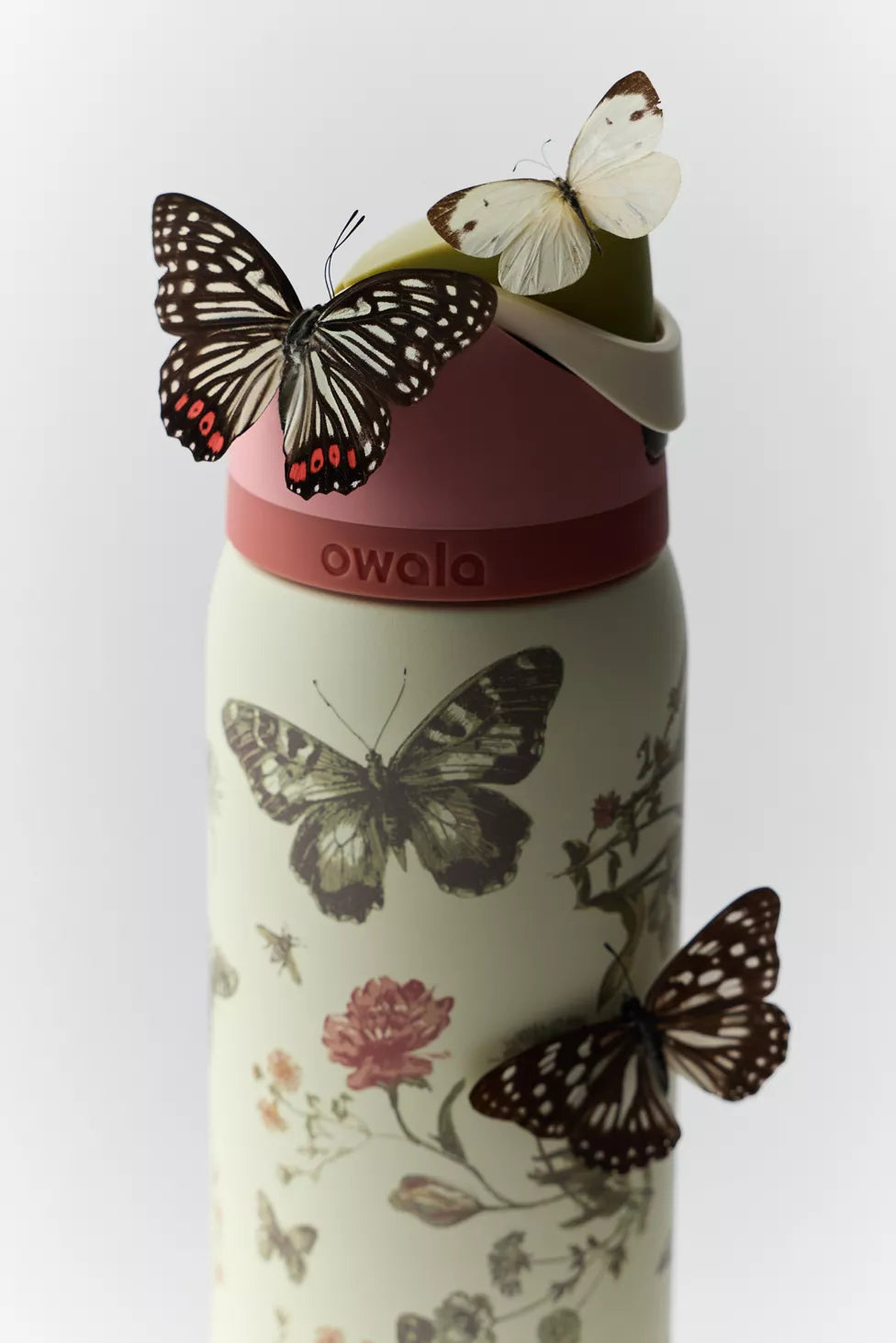 Owala UO Exclusive Boho Butterfly FreeSip 32 oz Water Bottle NudeFace Chile