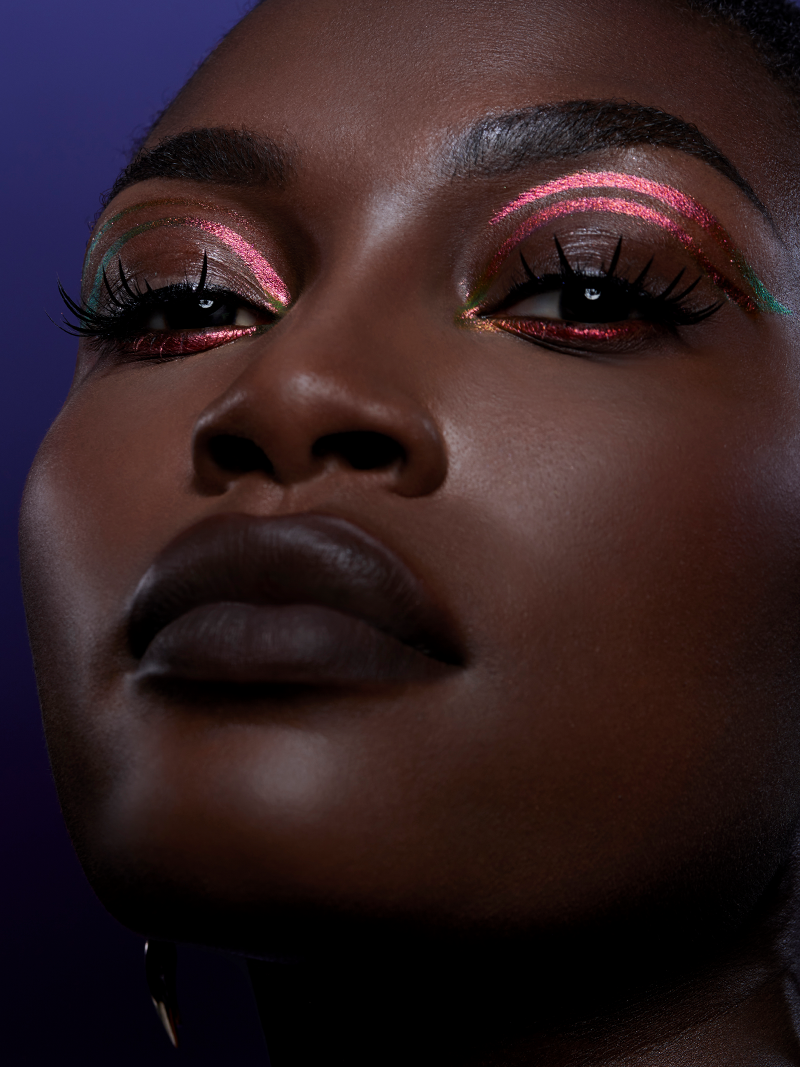 EPIPHANY GLOW MELT-ON EYELINER