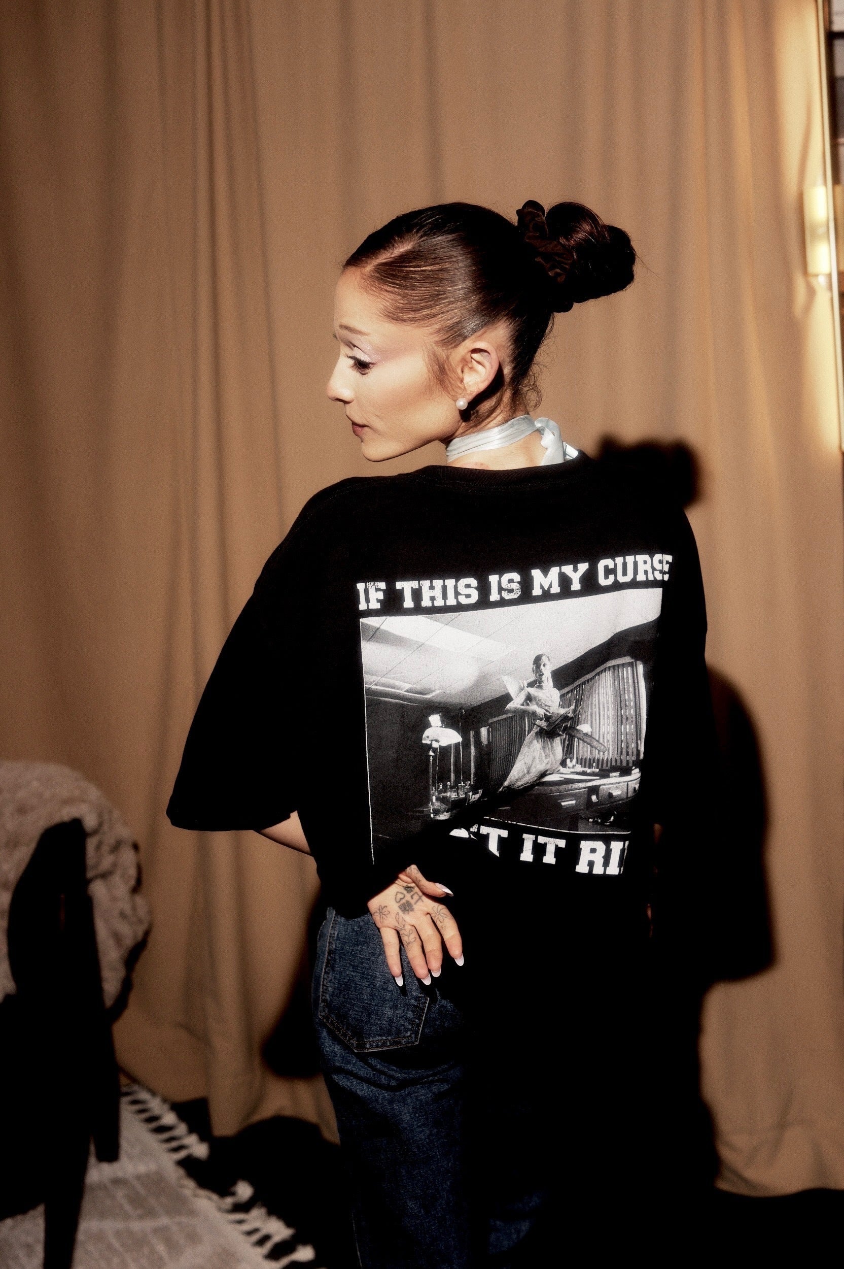 petal core t-shirt (black) NudeFace Chile
