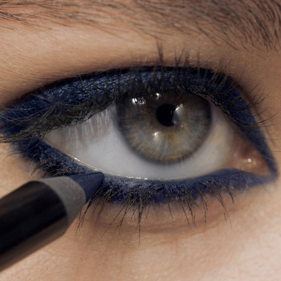 Satin Kajal Liner