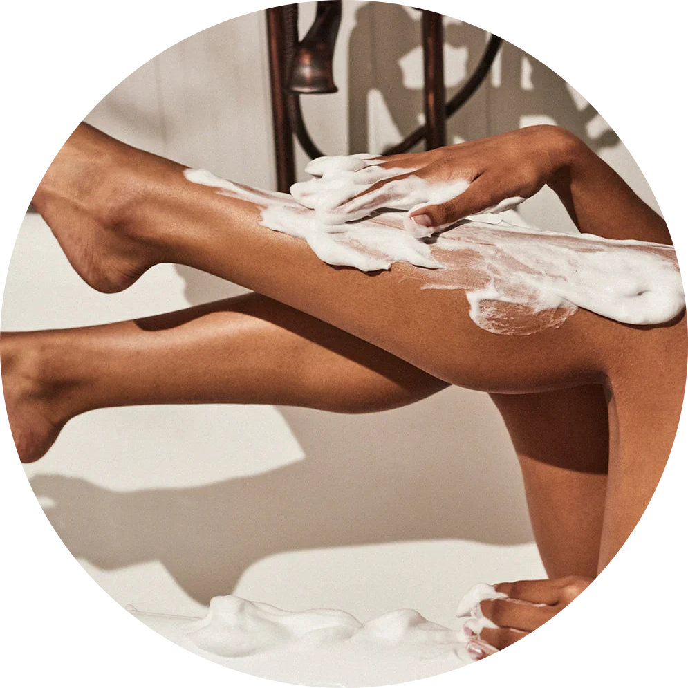 Strawberries & Cream Foaming Body Wash