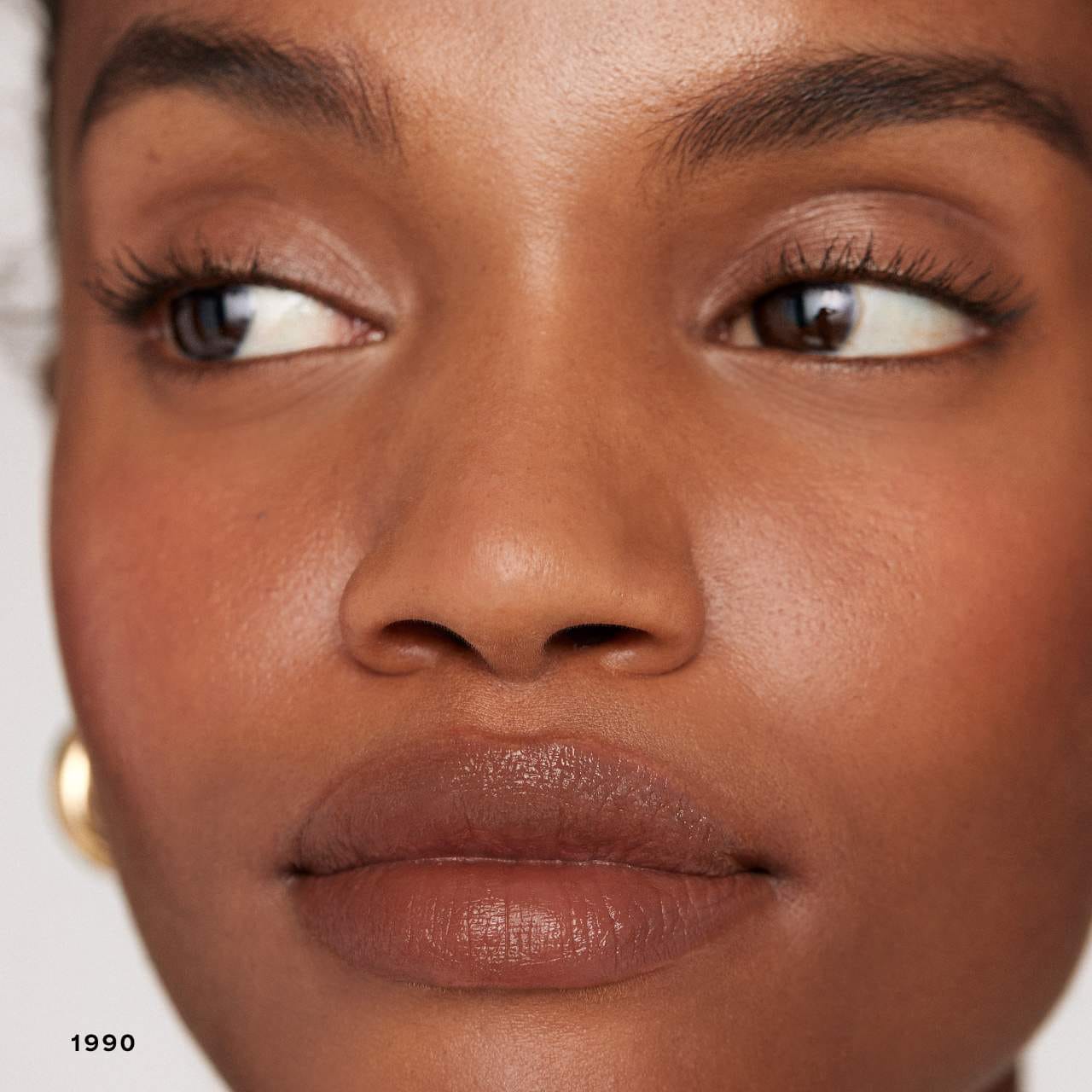 Signature Lip Lightweight Lipstick