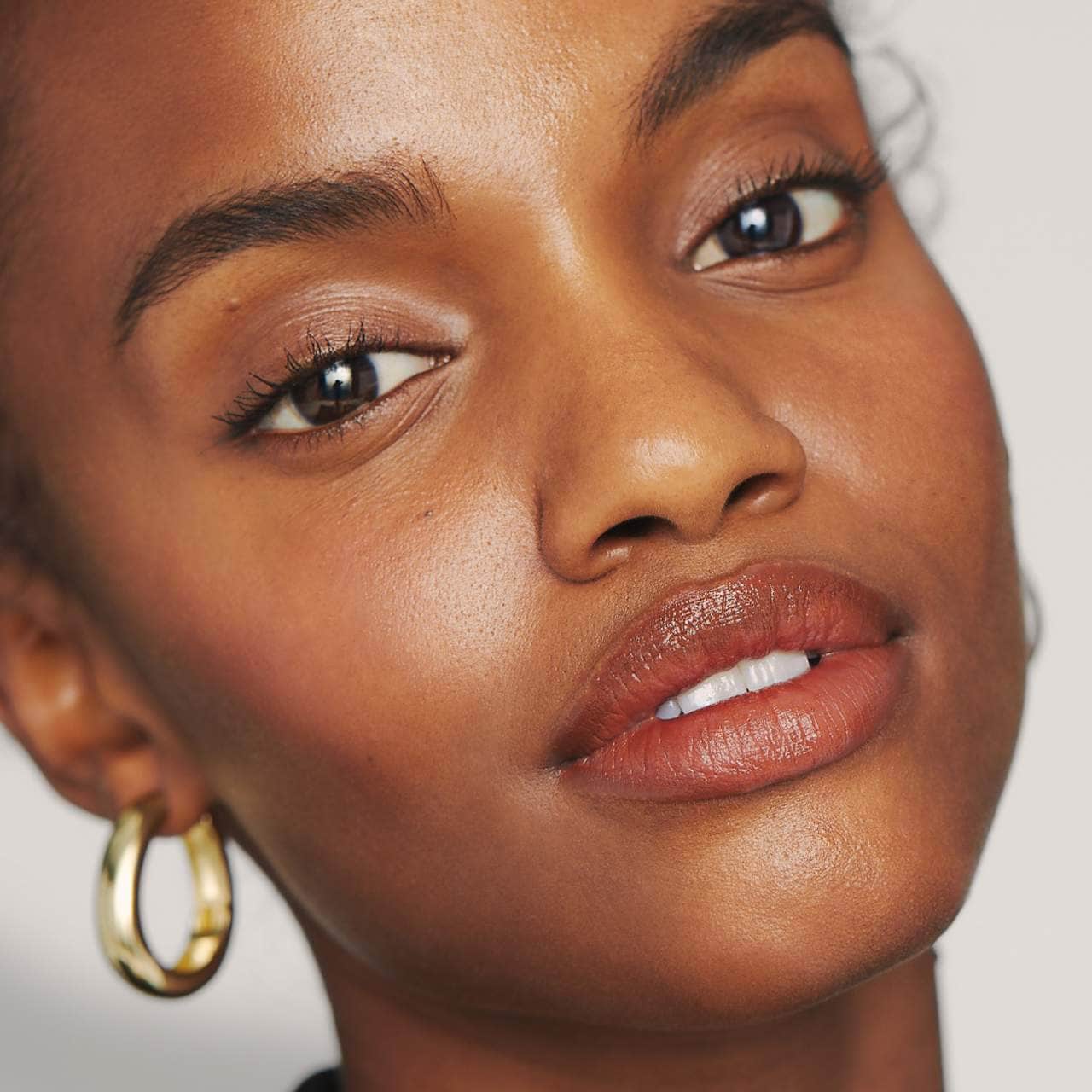 Day Glow Dewy Highlighting Balm NudeFace Chile