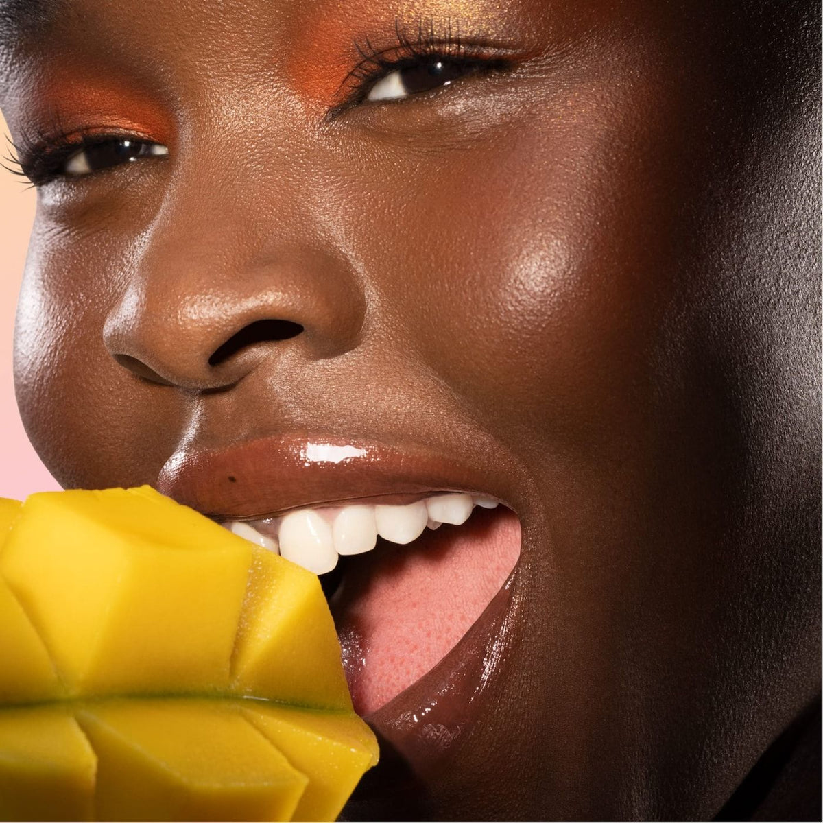 Honey Infused Lip Oil NudeFace Chile
