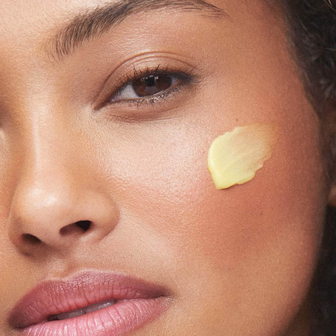 Mini Turmeric Glow Brightening Moisturizer