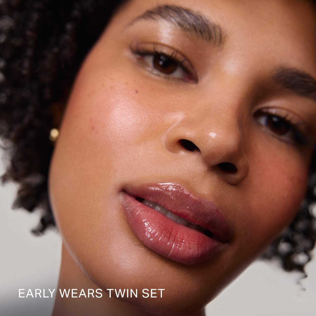 Shade Slick Hydrating Tinted Lip Oil NudeFace Chile