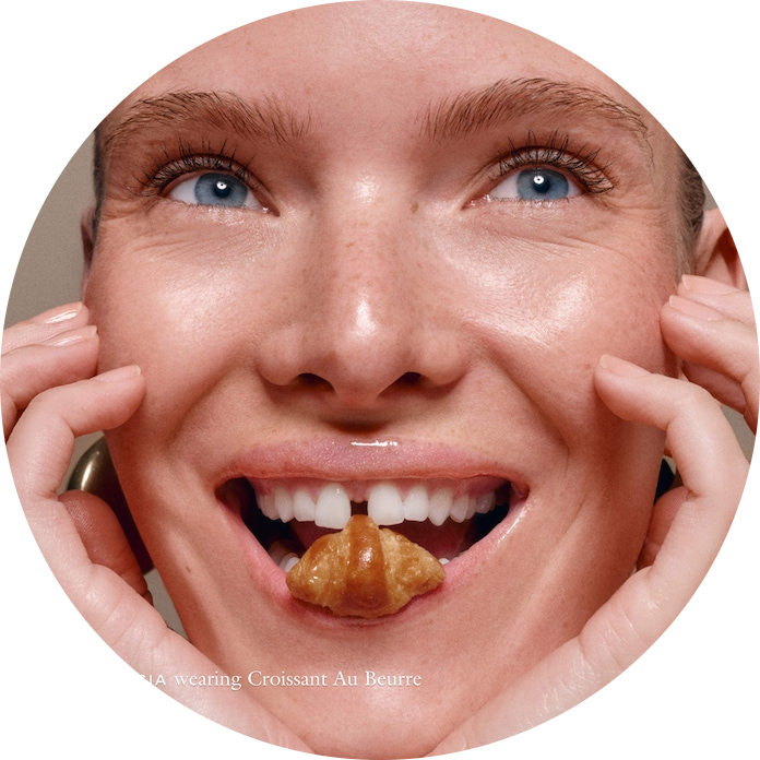 Le Chouchou Exfoliating + Softening Peptide Lip Balm
