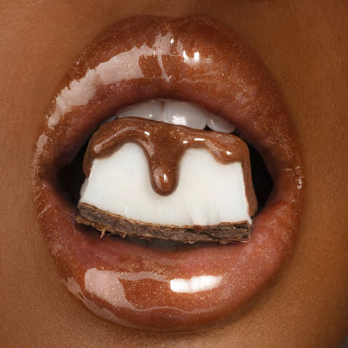 Honey Infused Lip Oil NudeFace Chile